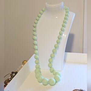 Vintage Mint Green Beaded Necklace